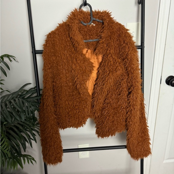 Rustic Orange fluffy jacket with pockets - Picture 3 of 5
